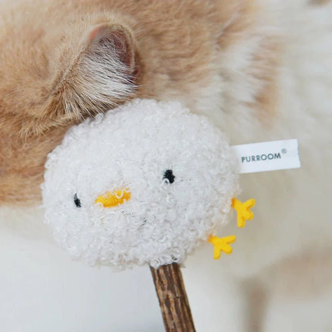 Close up image of the little chick from PURROOM Little Chick Matatabi Stick Cat Toy - Pets Villa.