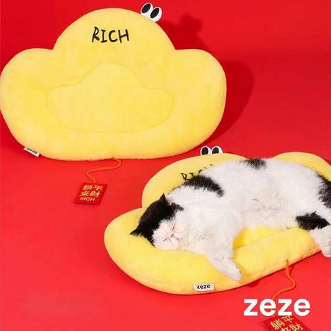 ZEZE Fortune Gold Ingot Pet Bed - Pets Villa