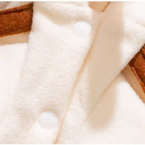 Button close up of Christmas Snowman Pet Outfit - Pets Villa. 