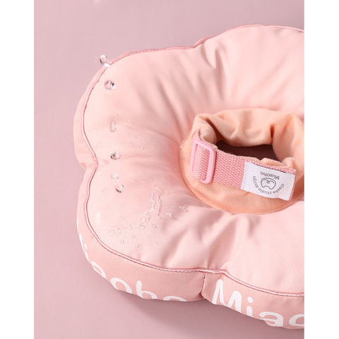 Close up image of MIAOHO Flower Collar Pet Cone  - Pets Villa. 