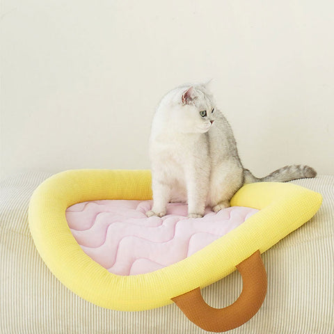 Image of a cat on ZEZE Coolism Toast Pet Cooling Mat - Pets Villa. 