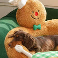 Close up on ZEZE Gingerbread Hug Pet Sofa Bed - Pets Villa. 
