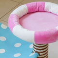 Close up image of the bed of ZEZE Holiday Bath Cat Platform - Pets Villa. 