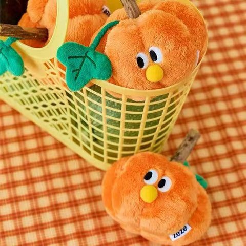 Product image of ZEZE Silvervine Stick and Crinkle Paper Pumpkin Cat Toy - Pets Villa.