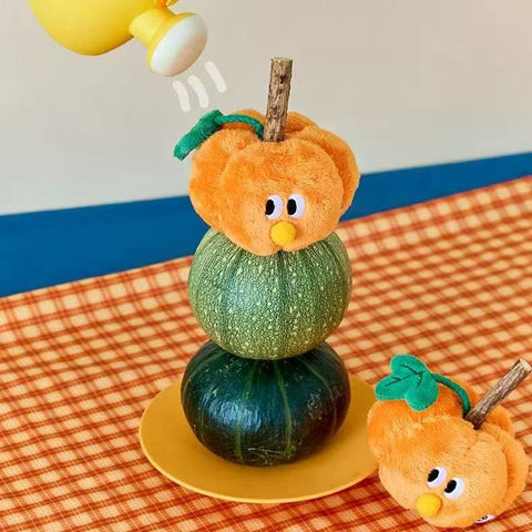 Image of a stack of ZEZE Silvervine Stick and Crinkle Paper Pumpkin Cat Toy  - Pets Villa.