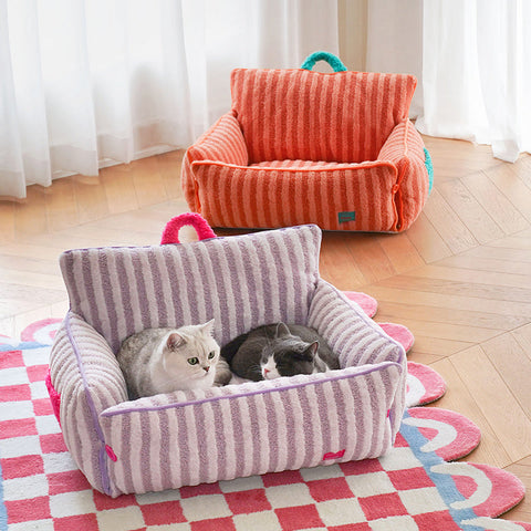 Image of cats using the ZEZE Striped Plush Pet Sofa Bed - Pets Villa. 
