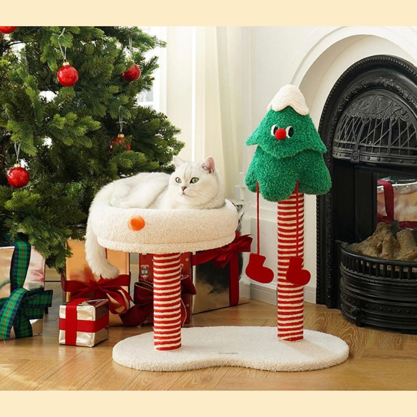 Cat scratching post christmas tree best sale