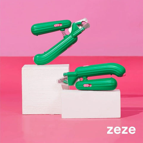 ZEZE LED and Ultraviolet Light Nail Clippers - Pets Villa