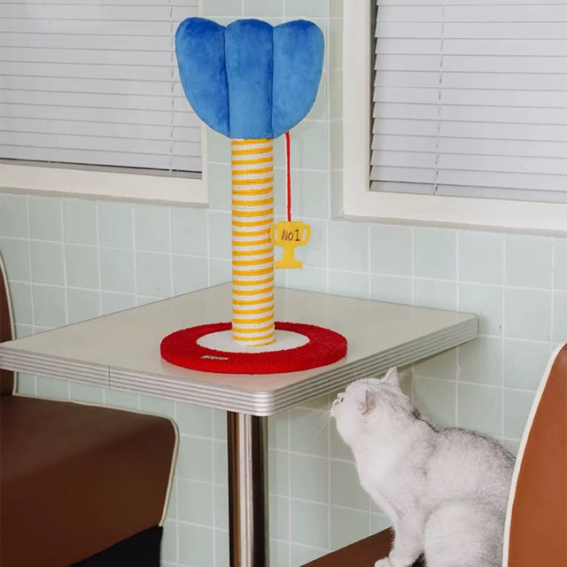 ZEZE Target Scratch Post Pets Villa
