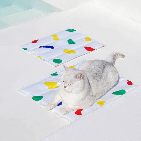 ZEZE Square Candy Cooling Mat - Pets Villa